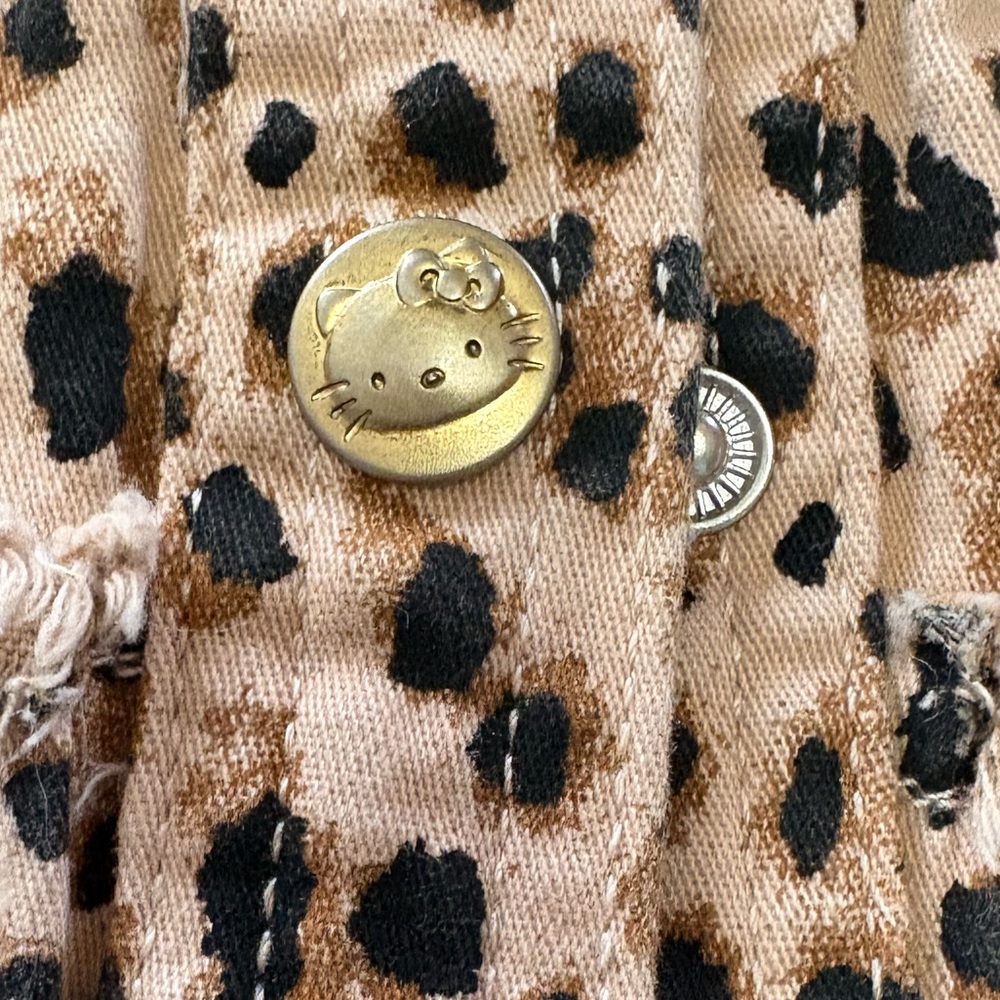 Hello Kitty Leopard Print Jean Jacket - Picture 6 of 7